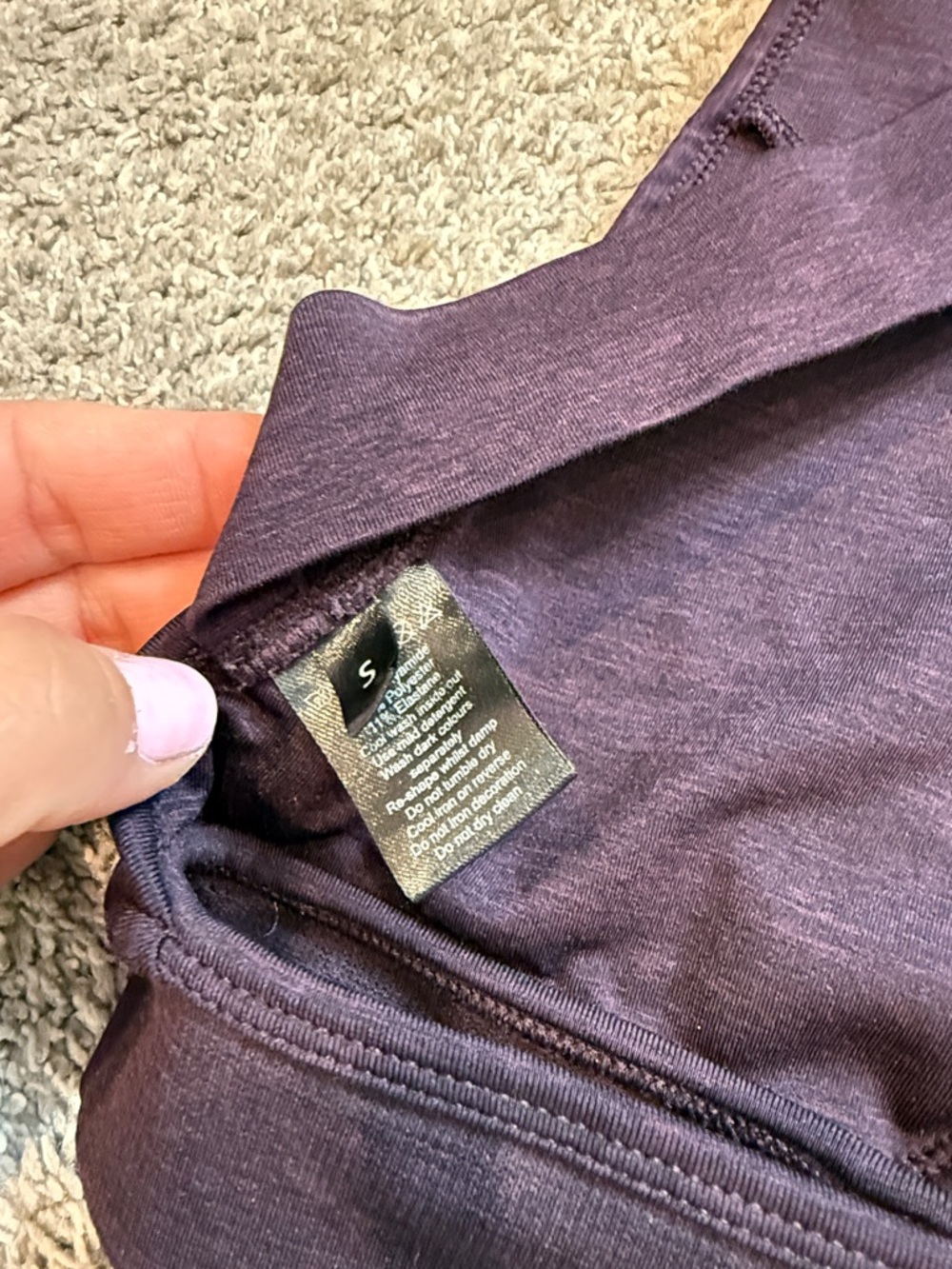 Alphalete | Trinity Strappy Back Sports Bra in Plum - Picture 6 of 7